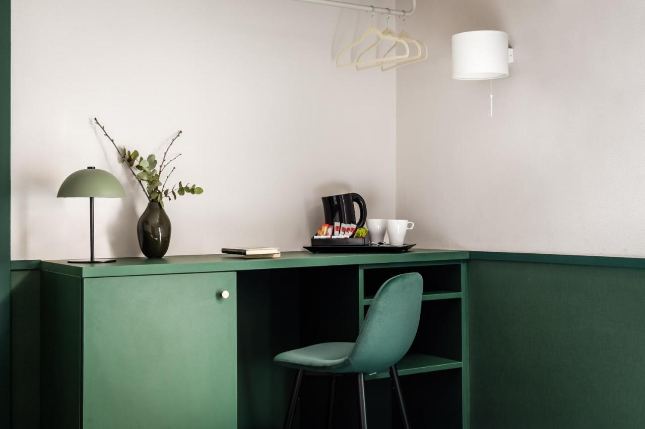 Standard Double Room,1194707182:JPEG